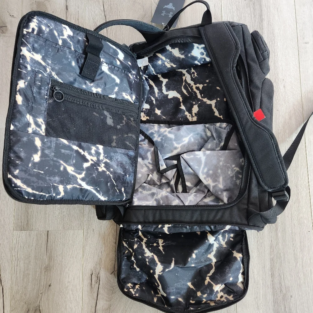 Under Armour UA Project Rock  Backpack Black Gold  1376459 002